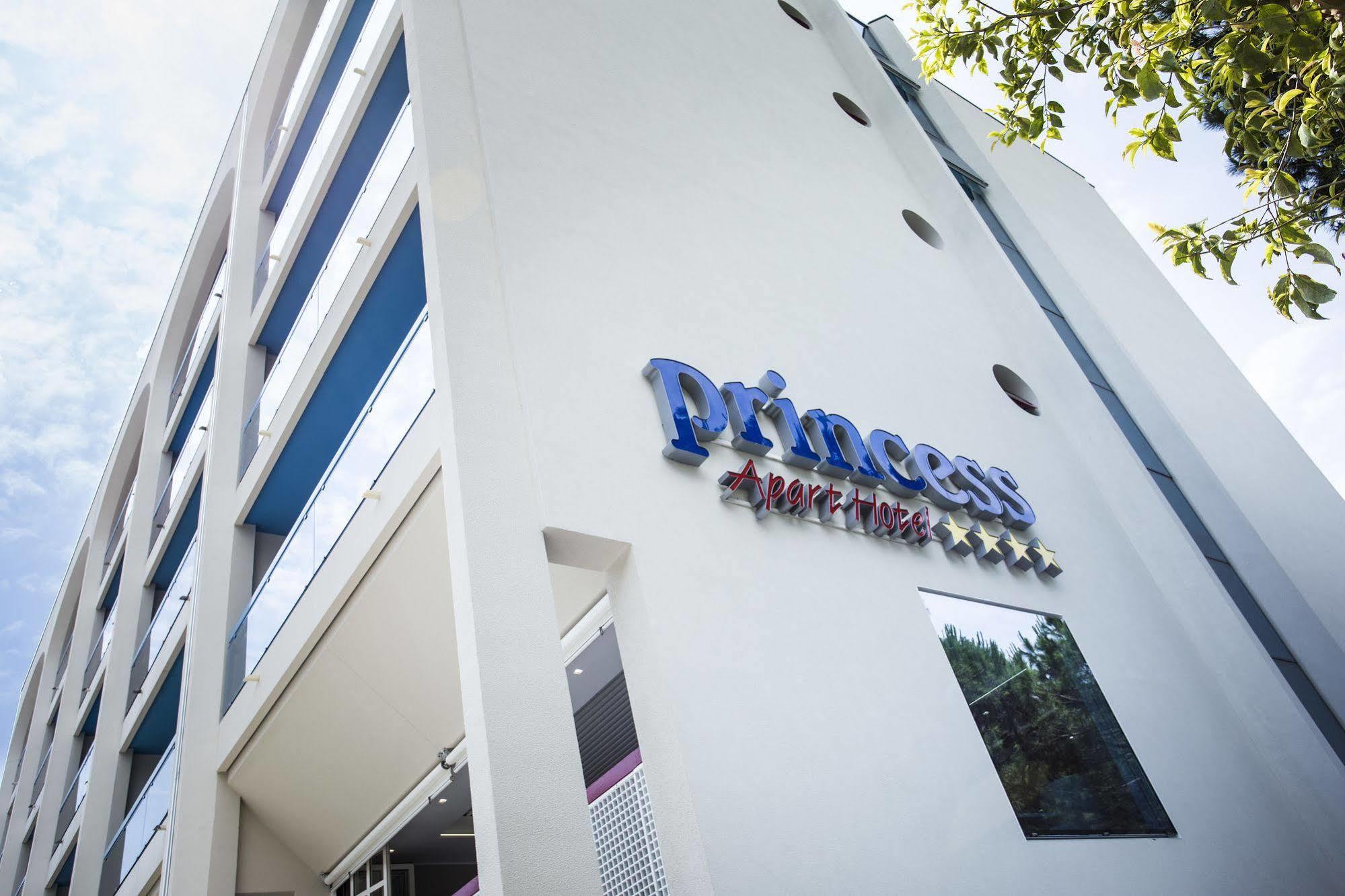 Princess Aparthotel Bibione Exterior photo